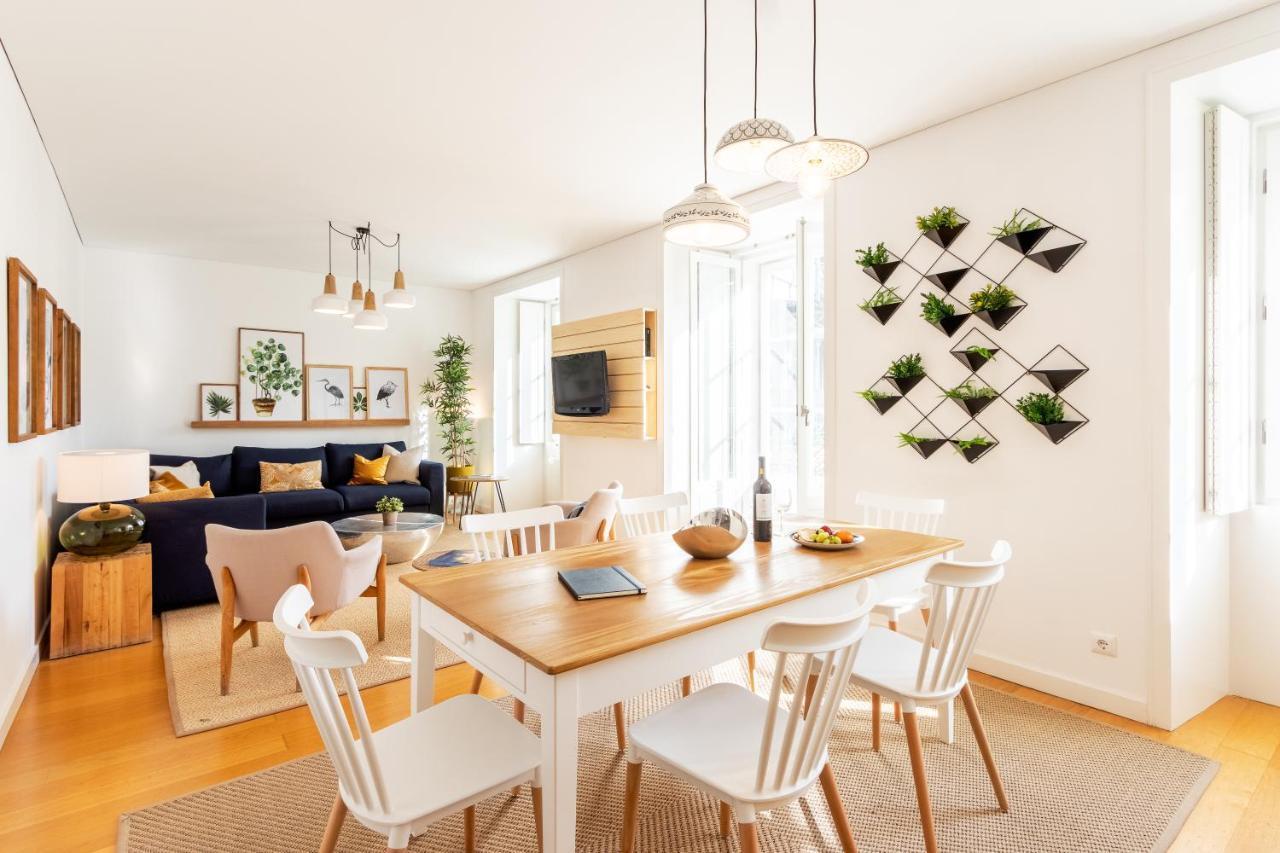 شقة Joivy Chiado Self Check-In 2-Br Flat With Parking Lisboa المظهر الخارجي الصورة